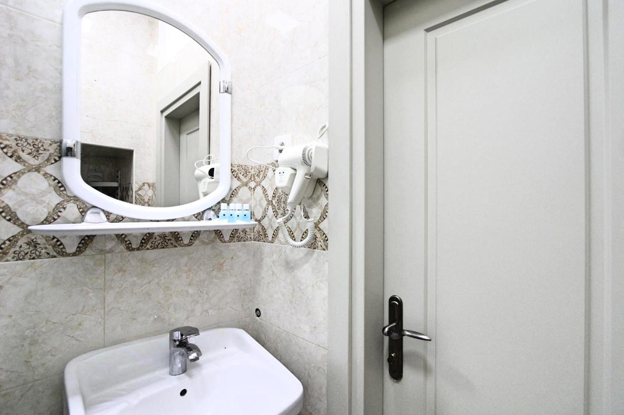 Antique Palace Baku Hotel Екстериор снимка