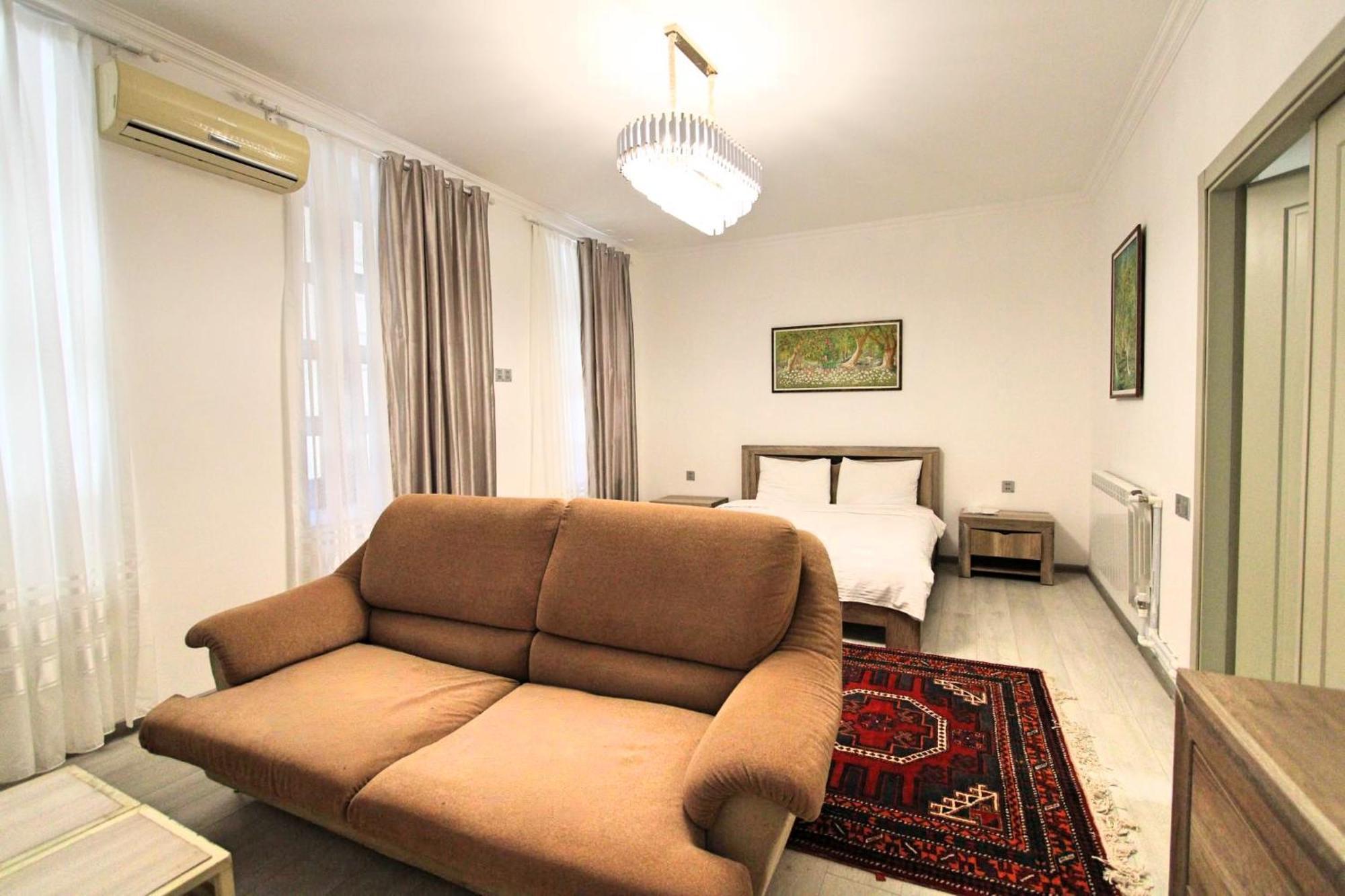Antique Palace Baku Hotel Екстериор снимка