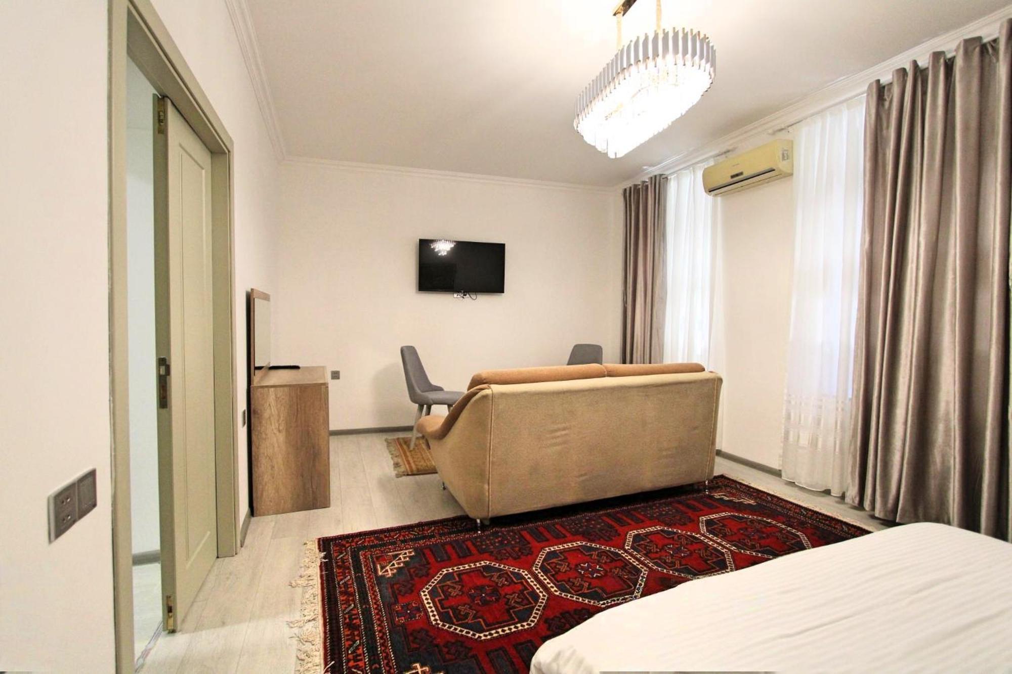 Antique Palace Baku Hotel Екстериор снимка